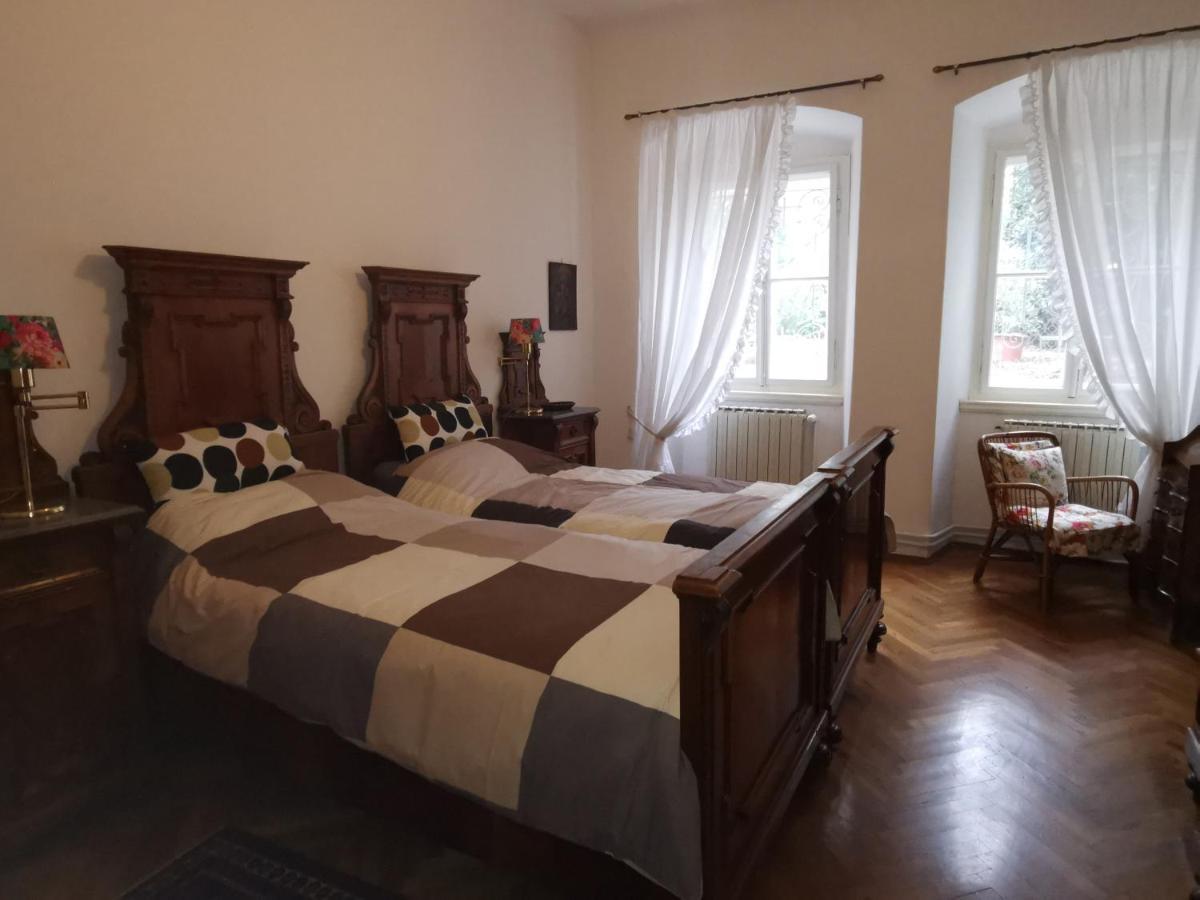 Charming Apartment In A 19Th Century Villa Trieste Eksteriør billede