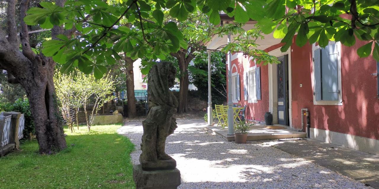 Charming Apartment In A 19Th Century Villa Trieste Eksteriør billede