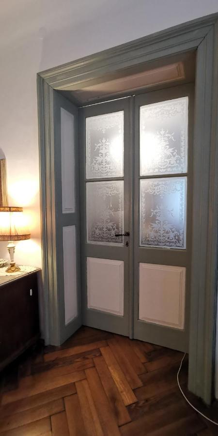 Charming Apartment In A 19Th Century Villa Trieste Eksteriør billede