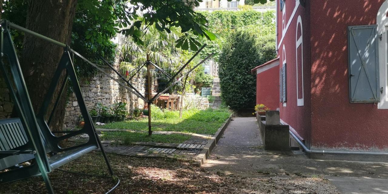 Charming Apartment In A 19Th Century Villa Trieste Eksteriør billede